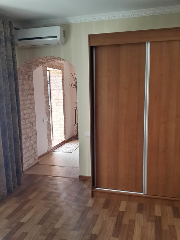 Guest House Domashniy Uyut 比什凯克 外观 照片